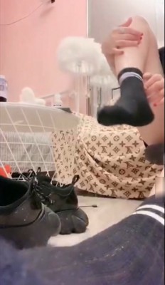 【网盘】【pov】女神晴主臭袜运动鞋臭脚裸足粗口辱骂