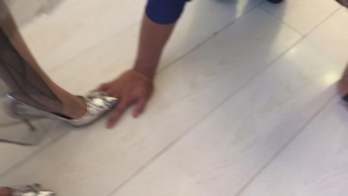 【网盘】双美女S美裙靓鞋无情踩踏调教 YC-220112-9