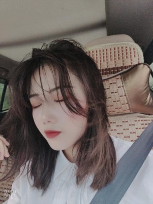 【网盘】【00后蕬小乃】JK配长靴原味棉袜+丝袜脚深喉 YC-220613-5