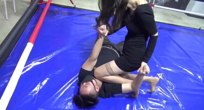 【网盘】国产格斗MF-MF00丝袜高跟美女的挑战（跪杀+搏击+关节技+踩脖子）bf17918