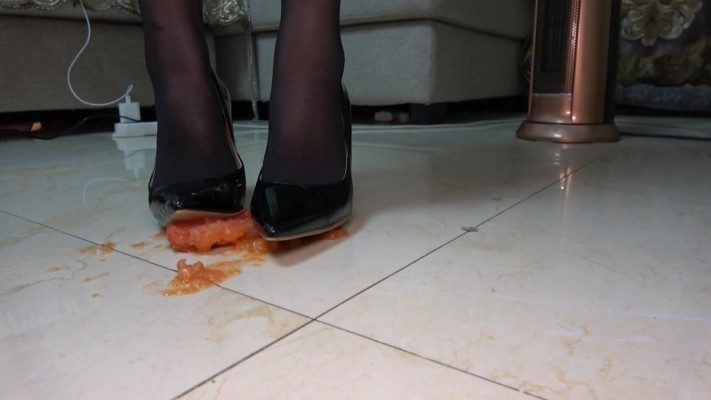 【网盘】【彼岸花】追求者变成水果蔬菜被暴踩暴剁 YC-230615-9