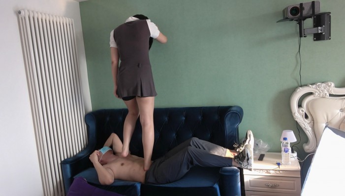 【网盘】【苏苏】脚奴驯化 YC-230708-7