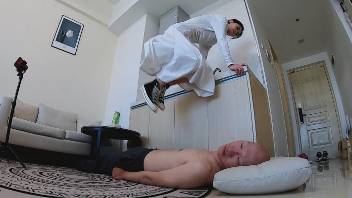 【网盘】【素人S】美竹姐姐《黑色匡威帆布鞋的折磨》 YC-230707-5