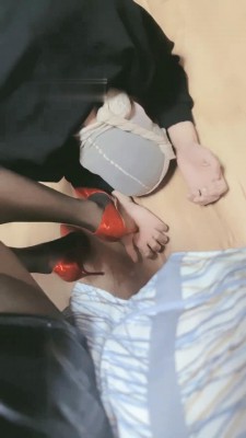 【网盘】【红杉】御姐耳光教育贱狗 bf21419