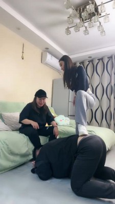 【网盘】【倪梵S】真实母女首调狗/捆绑踩虐打闻袜 bf25189