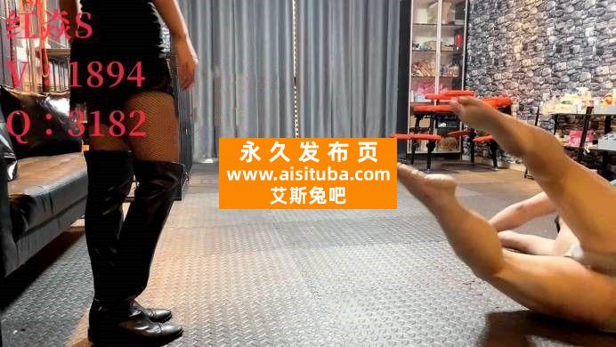 【网盘】红焱S皮靴超暴力踹脸踢打耳光干出血！