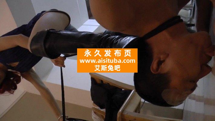 【冰时代】长靴调教闻舔臭袜子裸足