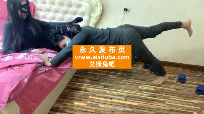 时尚美丝的极致折磨夹脖子