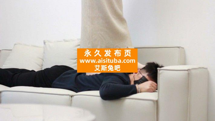 【网盘】【黑丝诱惑】素人芸芸肉丝小白鞋踩踏 YC-240305-4