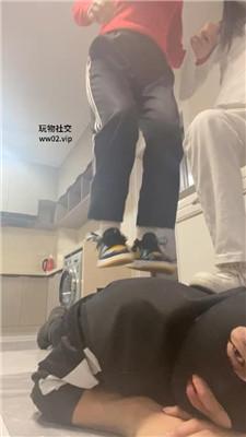 【网盘】【精神小妹】双S-居高临下舔脏鞋底白袜 bf46493