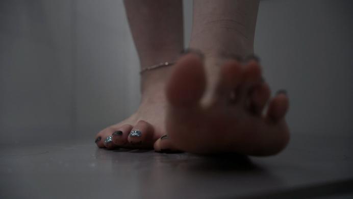 【爱秀套图】【呼呼觉】呼呼的剪辑日 ACYC-3919
