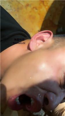 【网盘】【子熙大人】餐厅包间公开虐狗-白袜诱惑虐 JS241112-21