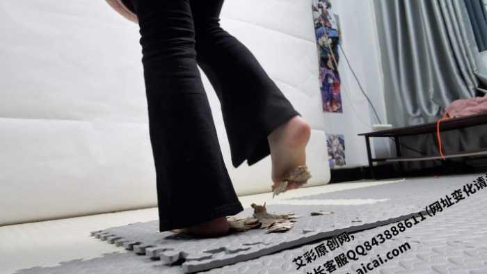 【爱秀套图】【第5风格】00后踩食物合集第三部 BPYC-241202-2