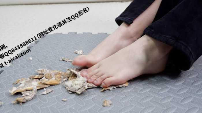 【爱秀套图】【第5风格】00后踩食物合集第三部 BPYC-241202-2