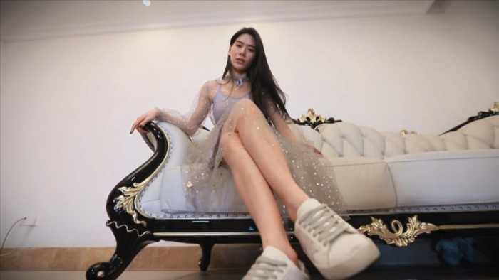 【爱秀套图】〖H.P.L栖心之栈〗—芷晴平底鞋白袜羞辱POV HPL-250110