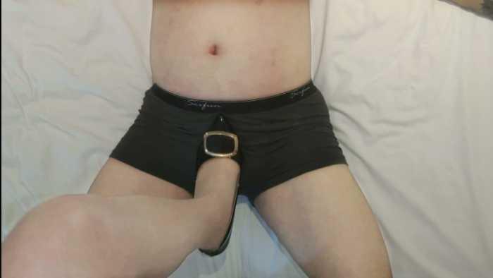 【网盘】春节档:捆绑束缚奴隶四肢,任由小鱼女神在床上高跟蹦迪,无视脚下生灵 YC-250203-2