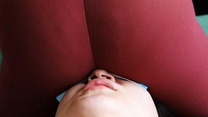 【爱秀套图】【超级女M】芊芊高密度强制坐脸窒息母狗 JS250222~1