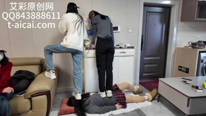 【爱秀套图】『chnnsct1818』激臭棉袜呼吸踩踏双m YC-250221-2