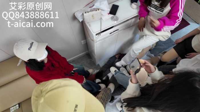 【爱秀套图】『chnnsct1818』激臭棉袜呼吸踩踏双m YC-250221-2