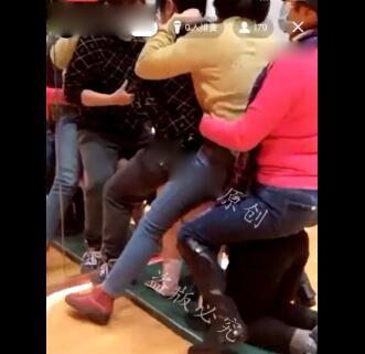 【爱秀套图】瑜伽会馆重磅真实骑女马训练 双人骑乘边讲解 G-210221-5