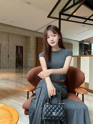 【网盘】【黑丝诱惑】素人篇：某医院护士彤彤白领职业装调教狗奴 YC-240824-3