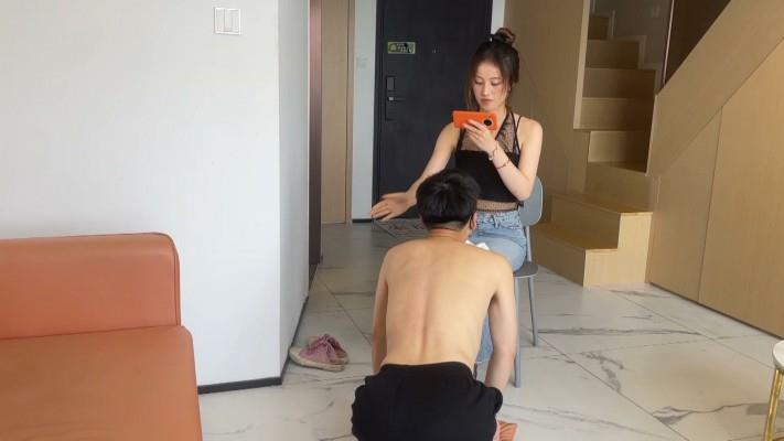 【网盘】【黑丝诱惑】素人篇：大二学生晓俞原味棉袜塞嘴暴力耳光 YC-240913-2