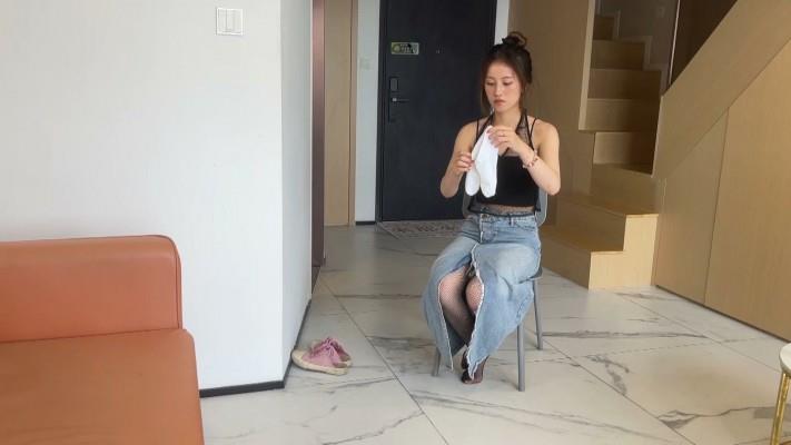 【网盘】【黑丝诱惑】素人篇：大二学生晓俞原味棉袜塞嘴暴力耳光 YC-240913-2