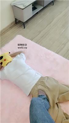 【网盘】【佳佳】踩踏碾压脚奴 JS241022-11