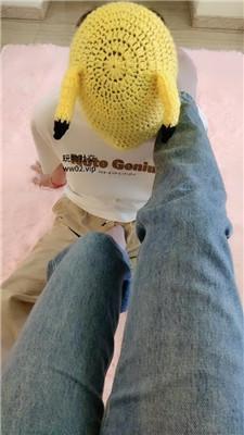 【网盘】【佳佳】踩踏碾压脚奴 JS241022-11