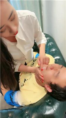 【网盘】【爱丽丝】茶室女老板诱导顾客做奴 bf46104