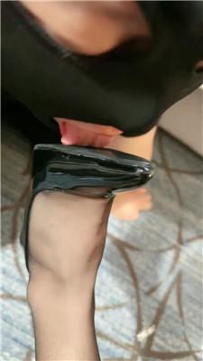 【网盘】【颜值S】跪舔脏高跟/圣水泡面/喂口水/踩踏 JS241022-16