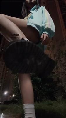 【网盘】【娜娜】户外白袜灯 JS241023-5