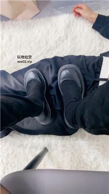 【网盘】【沐沐大大】碾压踩狗爪/清理长靴/掐乳鞭打 bf46156