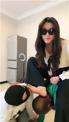 【网盘】【蜜雪】双S-骑狗背舔裸足/骑马狗爬/抽耳光 bf46286