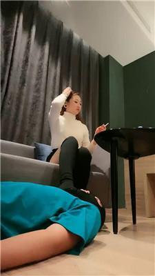 【网盘】【魅儿】脚垫的奖励-圣水泡饭喂食 bf46305