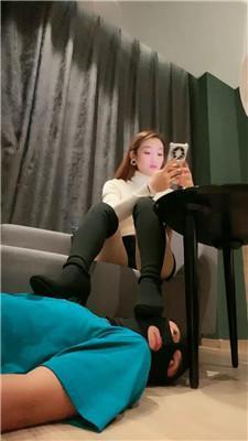 【网盘】【魅儿】脚垫的奖励-圣水泡饭喂食 bf46305