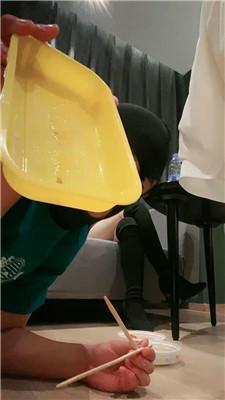 【网盘】【魅儿】脚垫的奖励-圣水泡饭喂食 bf46305