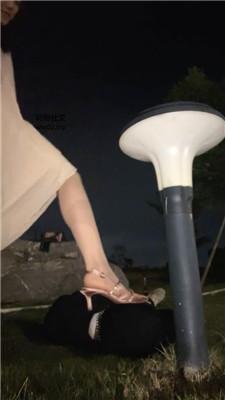 【网盘】【绵绵】深夜户外遛狗恋足舔 JS241028-33