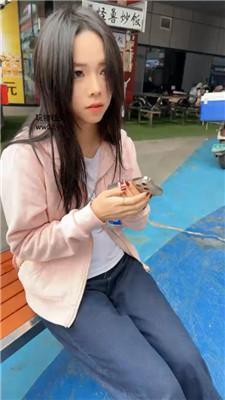 【网盘】【素人挖掘机】开发路边小姐姐白袜虐 bf46334