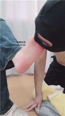 【网盘】【拽拽】臭脚捂脸/吮吸脚趾 JS241028-43