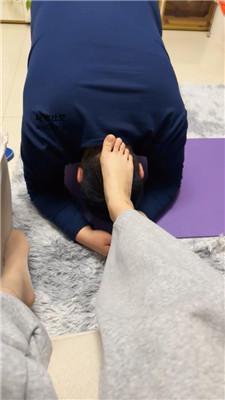 【网盘】【埋汰】肉丝脚踩虐家奴 JS241031-9