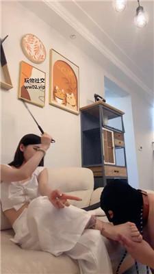 【网盘】【领主】物化人体座椅/中指鄙视裸足狂舔/踩踏 bf46465
