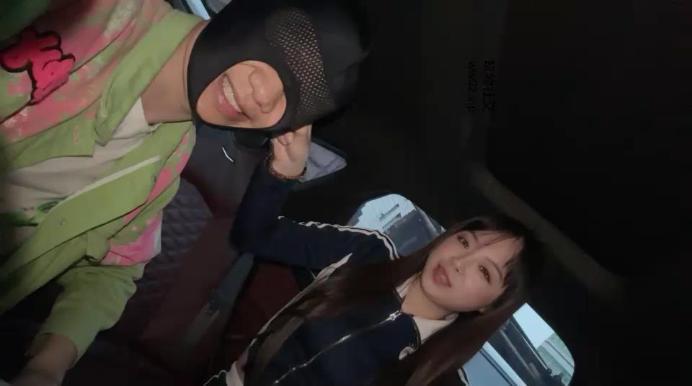 【网盘】【狗哥】开发运动女神长筒白袜虐 bf46477