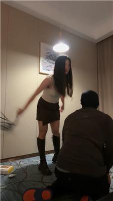 【网盘】【子熙大人】吃烟灰/长靴暴力踢踹 JS241102-16