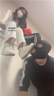 【网盘】【精神小妹】双S-居高临下舔脏鞋底白袜 bf46493