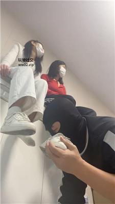 【网盘】【精神小妹】双S-居高临下舔脏鞋底白袜 bf46493