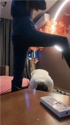 【网盘】【诗诗】骑马骑脖/白袜脚蹂躏 bf46539