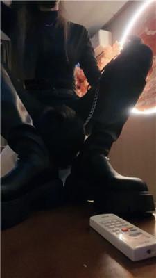 【网盘】【诗诗】骑马骑脖/白袜脚蹂躏 bf46539