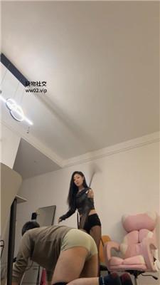 【网盘】【莫吉托】短靴黑丝踩虐/重度鞭打/虐乳喂口水 bf46545