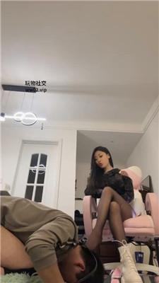 【网盘】【莫吉托】短靴黑丝踩虐/重度鞭打/虐乳喂口水 bf46545